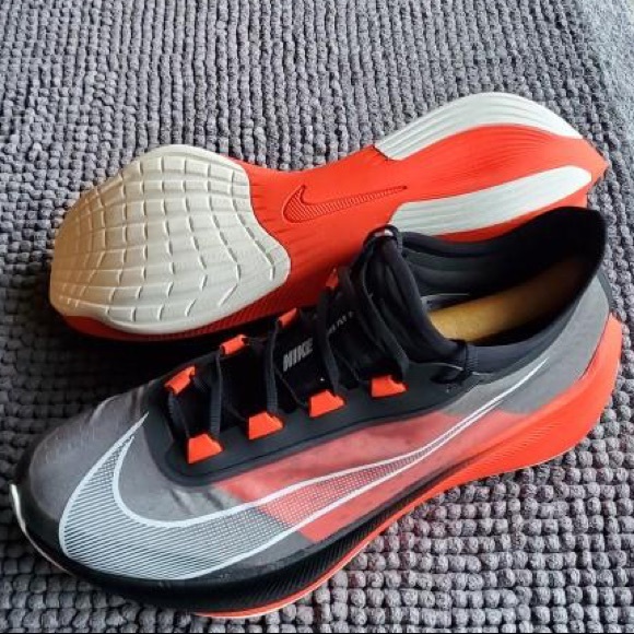nike vaporfly 3